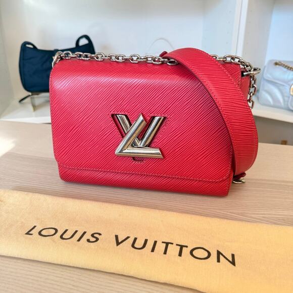 Louis Vuitton Epi Twist MM Red - Picture 1 of 16